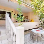 La Casa Alegre