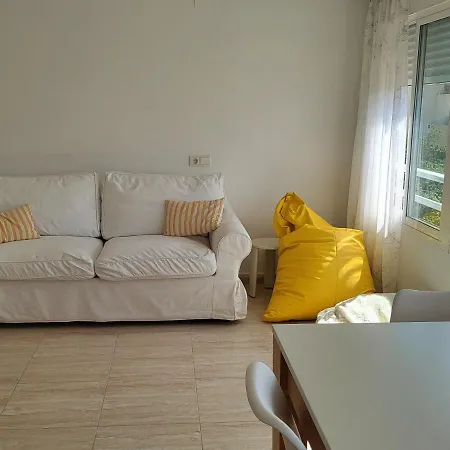 La Casa Alegre Holiday home *