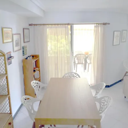 La Casa Alegre Holiday home *